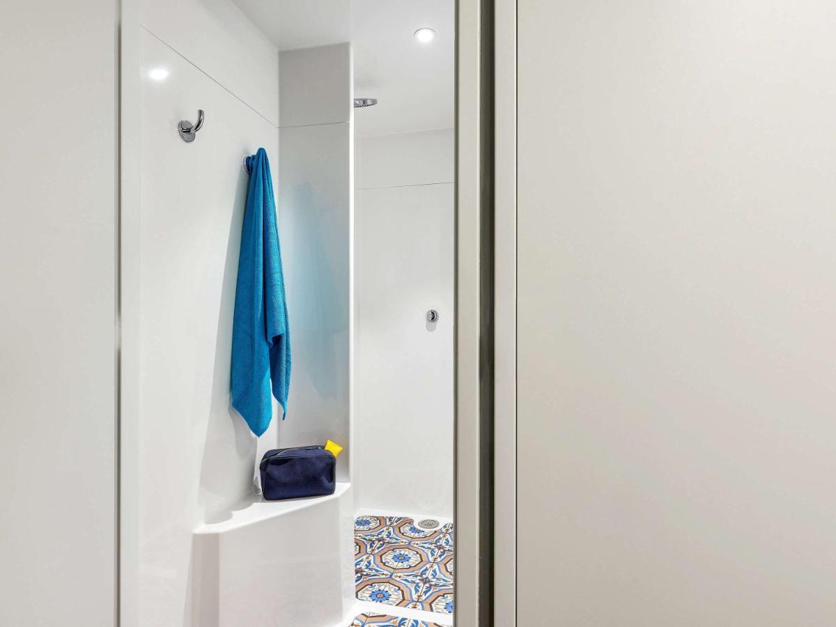 Hotel F1 Lyon Genay Massieux المظهر الخارجي الصورة